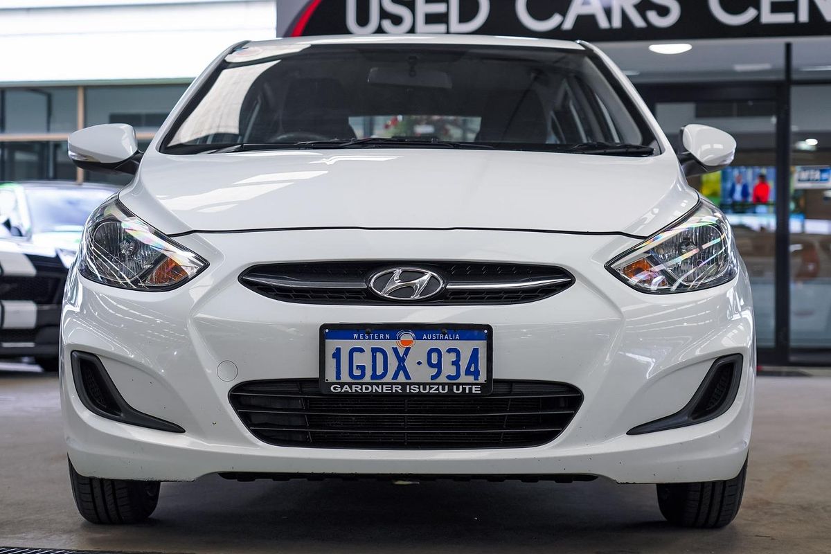 2016 Hyundai Accent Active RB3