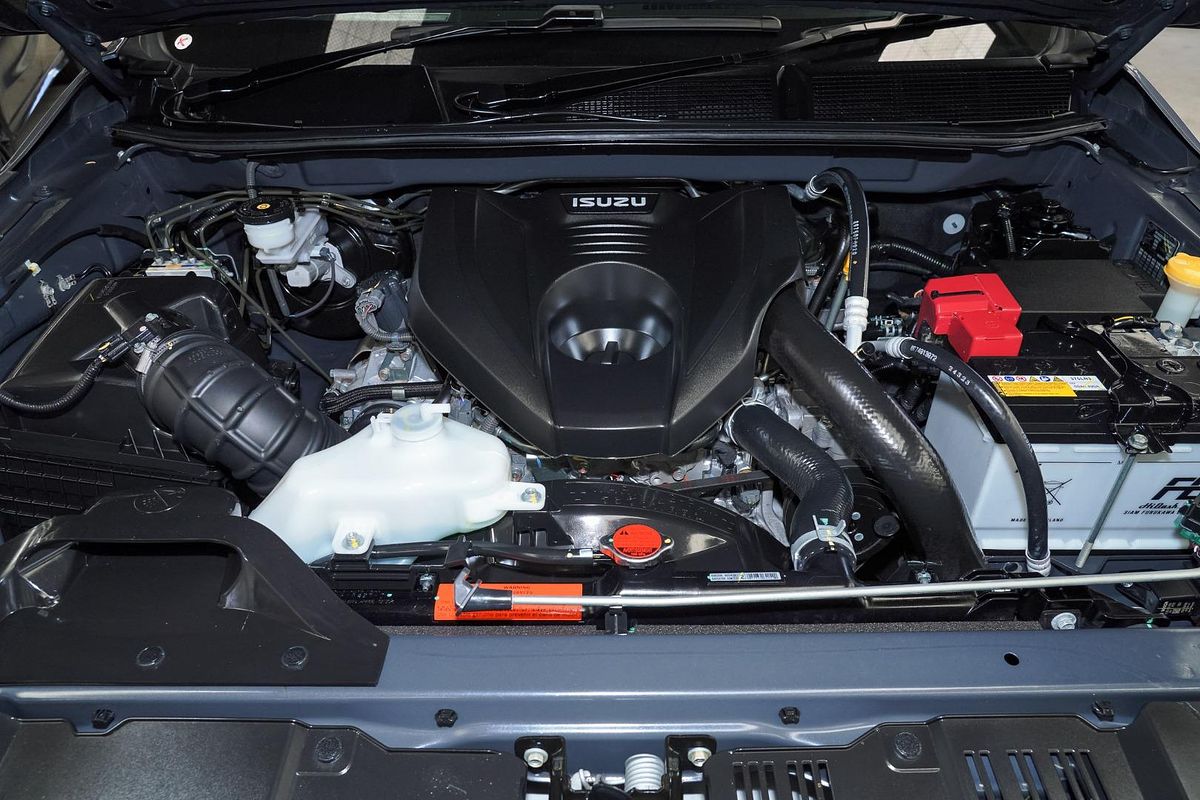 2023 Isuzu MU-X LS-T