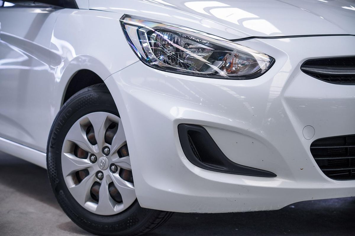 2016 Hyundai Accent Active RB3