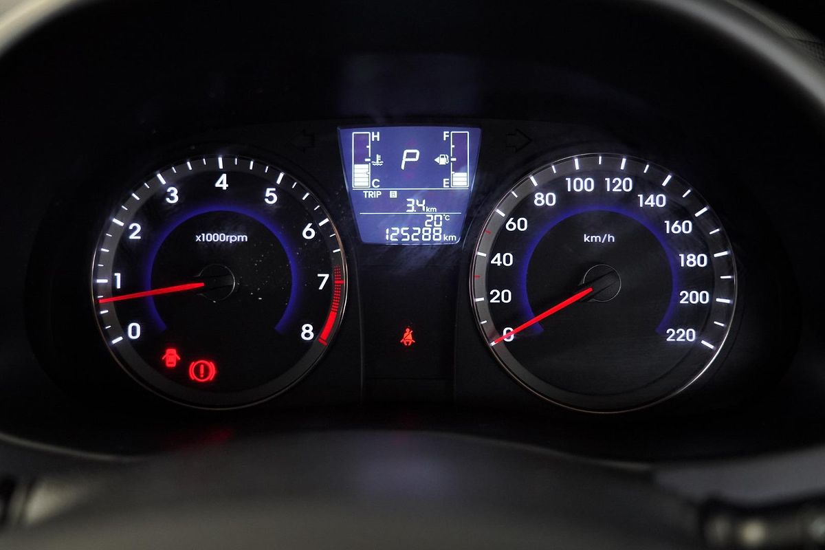 2016 Hyundai Accent Active RB3