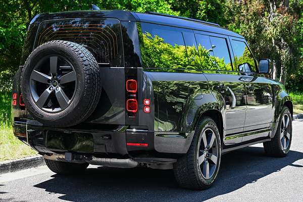 2024 Land Rover Defender 130 D300 X-Dynamic SE L663