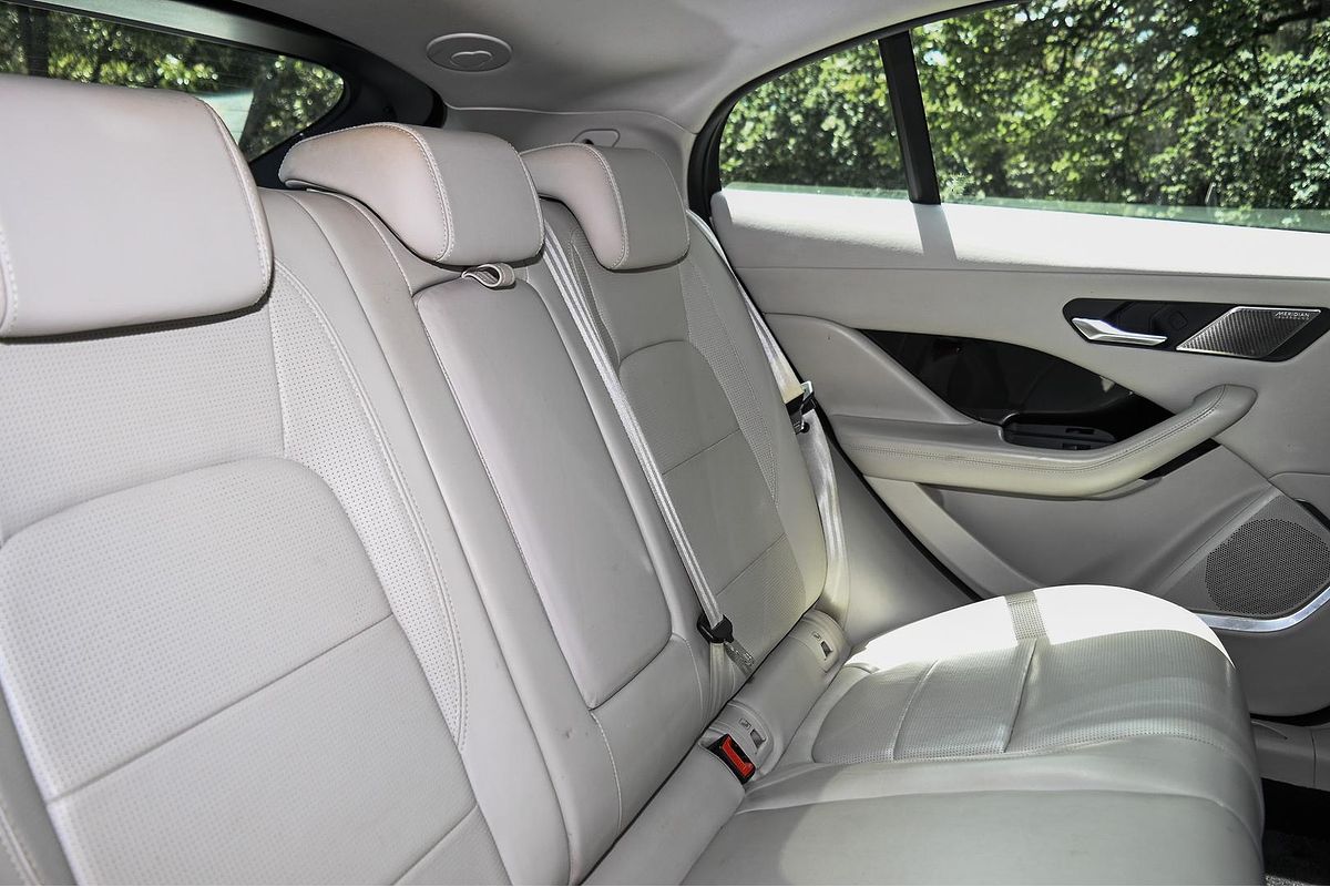 2018 Jaguar I-PACE EV400 HSE X590