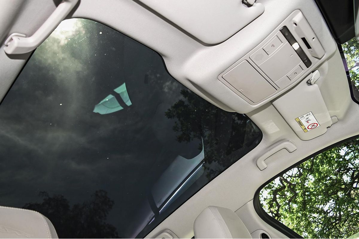 2018 Jaguar I-PACE EV400 HSE X590