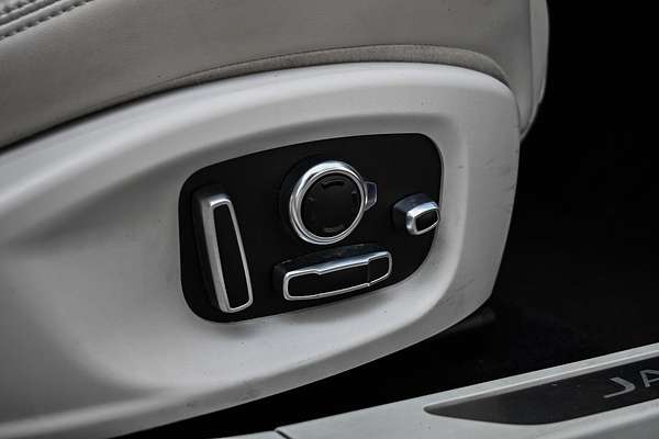 2018 Jaguar I-PACE EV400 HSE X590