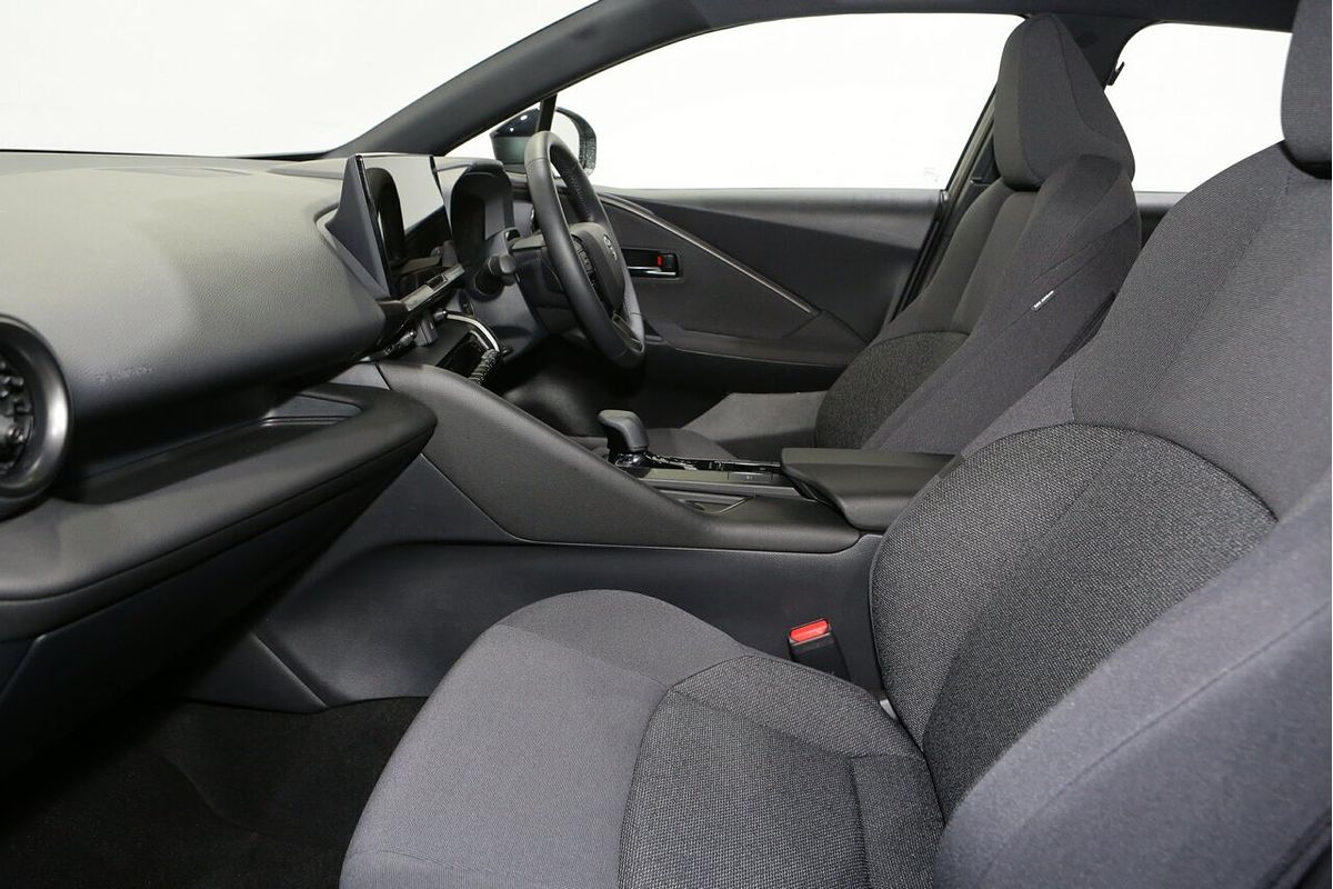 2025 Toyota C-HR GXL ZYX20R