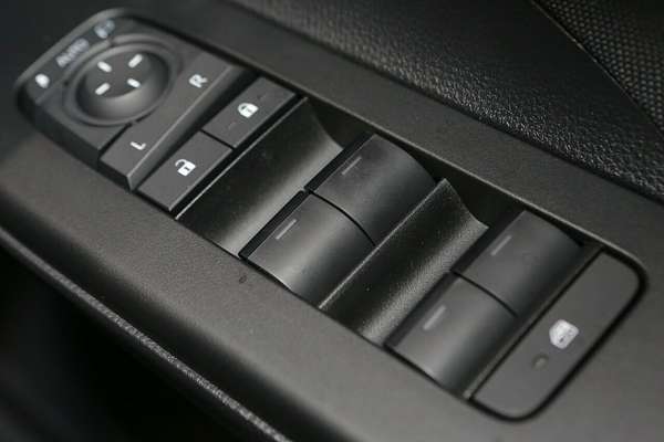 2025 Toyota C-HR GXL ZYX20R