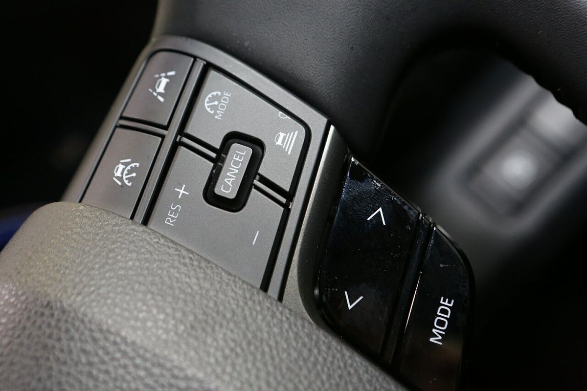 2025 Toyota C-HR GXL ZYX20R