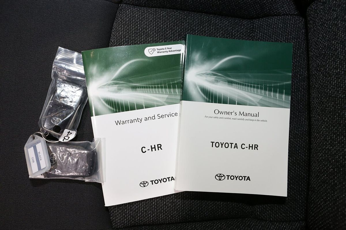 2025 Toyota C-HR GXL ZYX20R