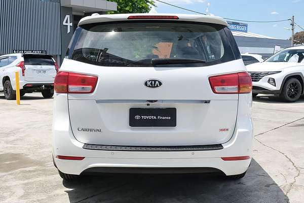 2017 Kia Carnival S YP