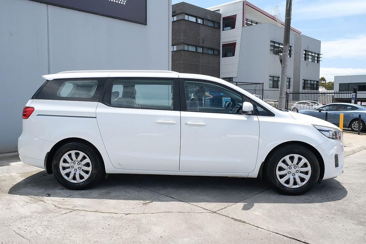 2017 Kia Carnival S YP
