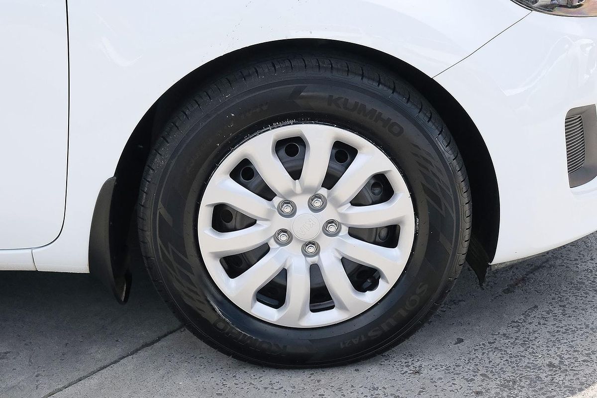 2017 Kia Carnival S YP