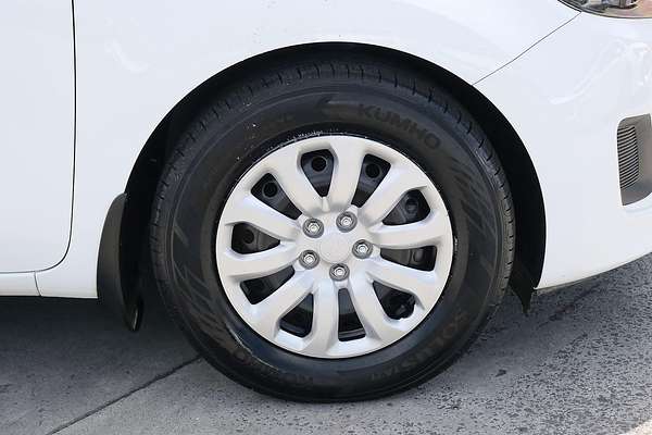 2017 Kia Carnival S YP