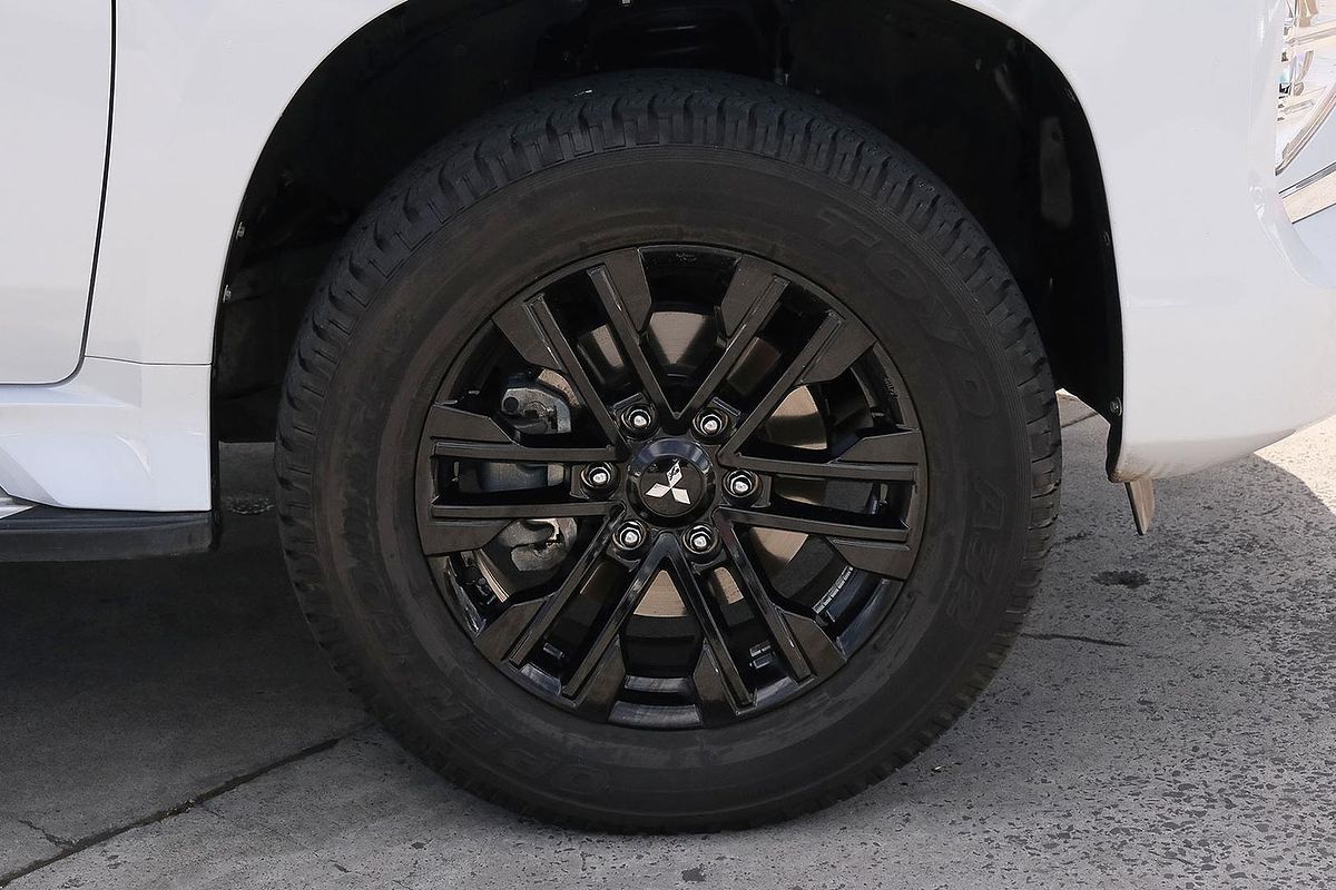 2023 Mitsubishi Pajero Sport GSR QF