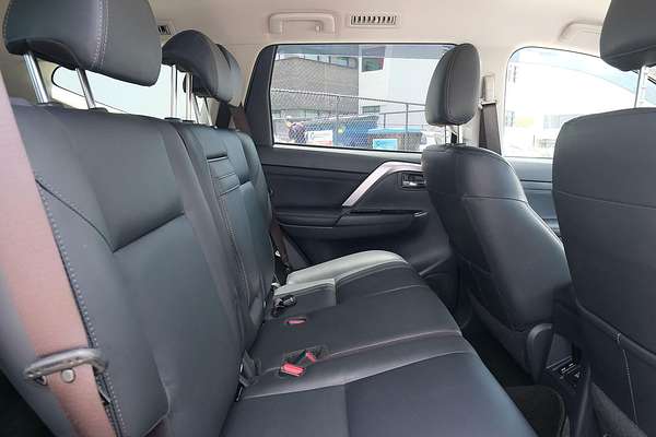 2023 Mitsubishi Pajero Sport GSR QF