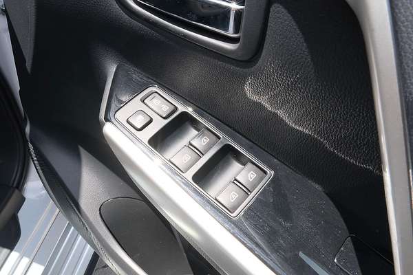 2023 Mitsubishi Pajero Sport GSR QF