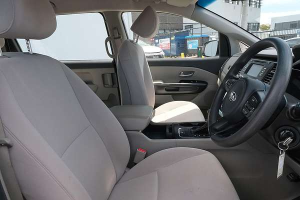 2017 Kia Carnival S YP