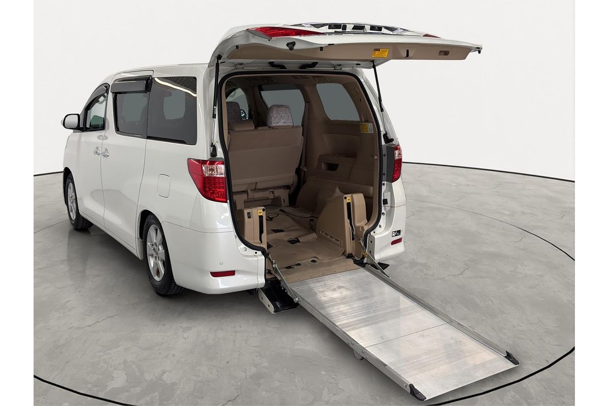 2011 Toyota Alphard Welcab