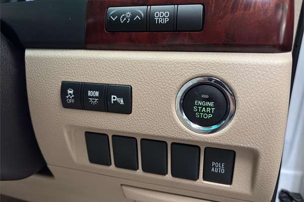 2011 Toyota Alphard Welcab