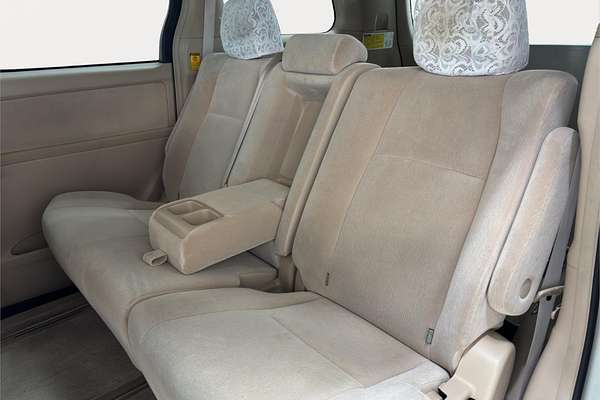 2011 Toyota Alphard Welcab