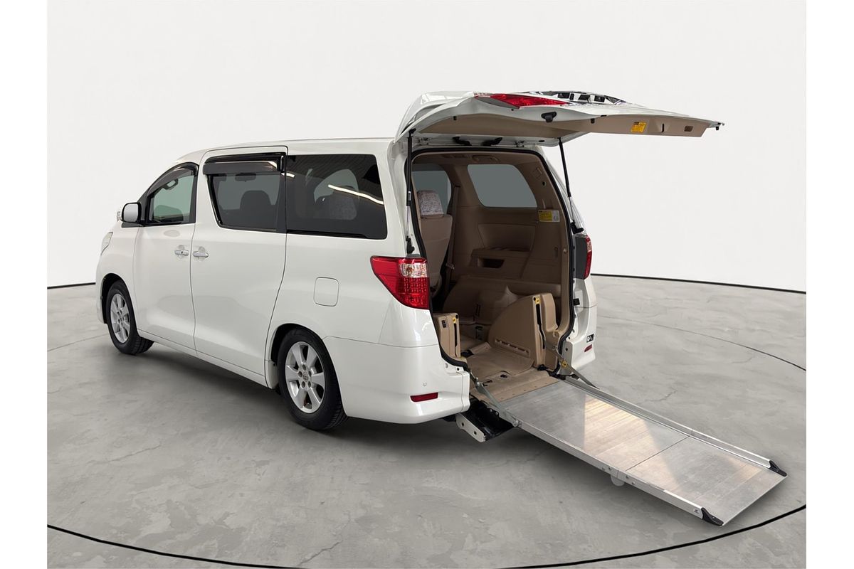 2011 Toyota Alphard Welcab