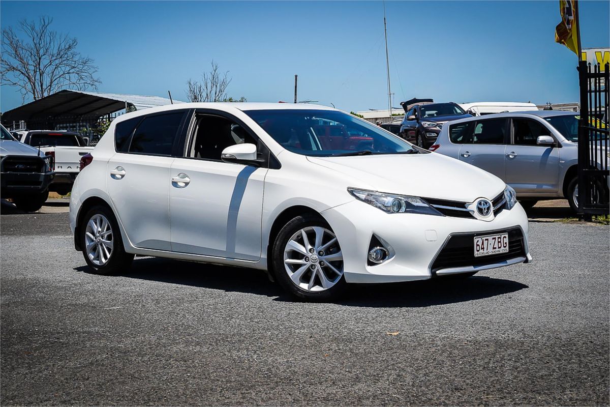 2013 Toyota Corolla ASCENT SPORT ZRE182R