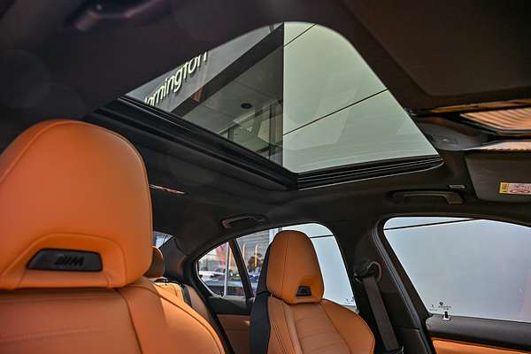 2023 BMW 3 Series 330i M Sport G20 LCI