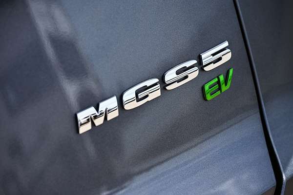 2025 MG MGS5 EV Essence 62 ZS3EM