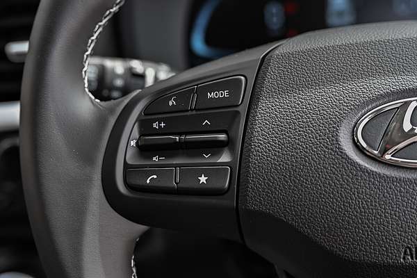 2025 Hyundai Venue Elite QX.V5