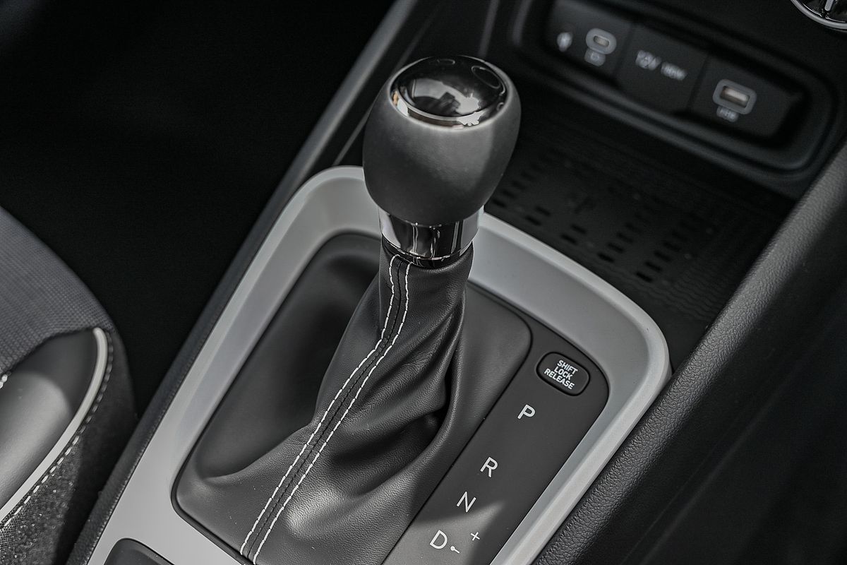 2025 Hyundai Venue Elite QX.V5