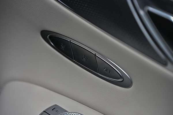 2025 Genesis GV70 3.5T SIGNATURE SPORT JK.V3