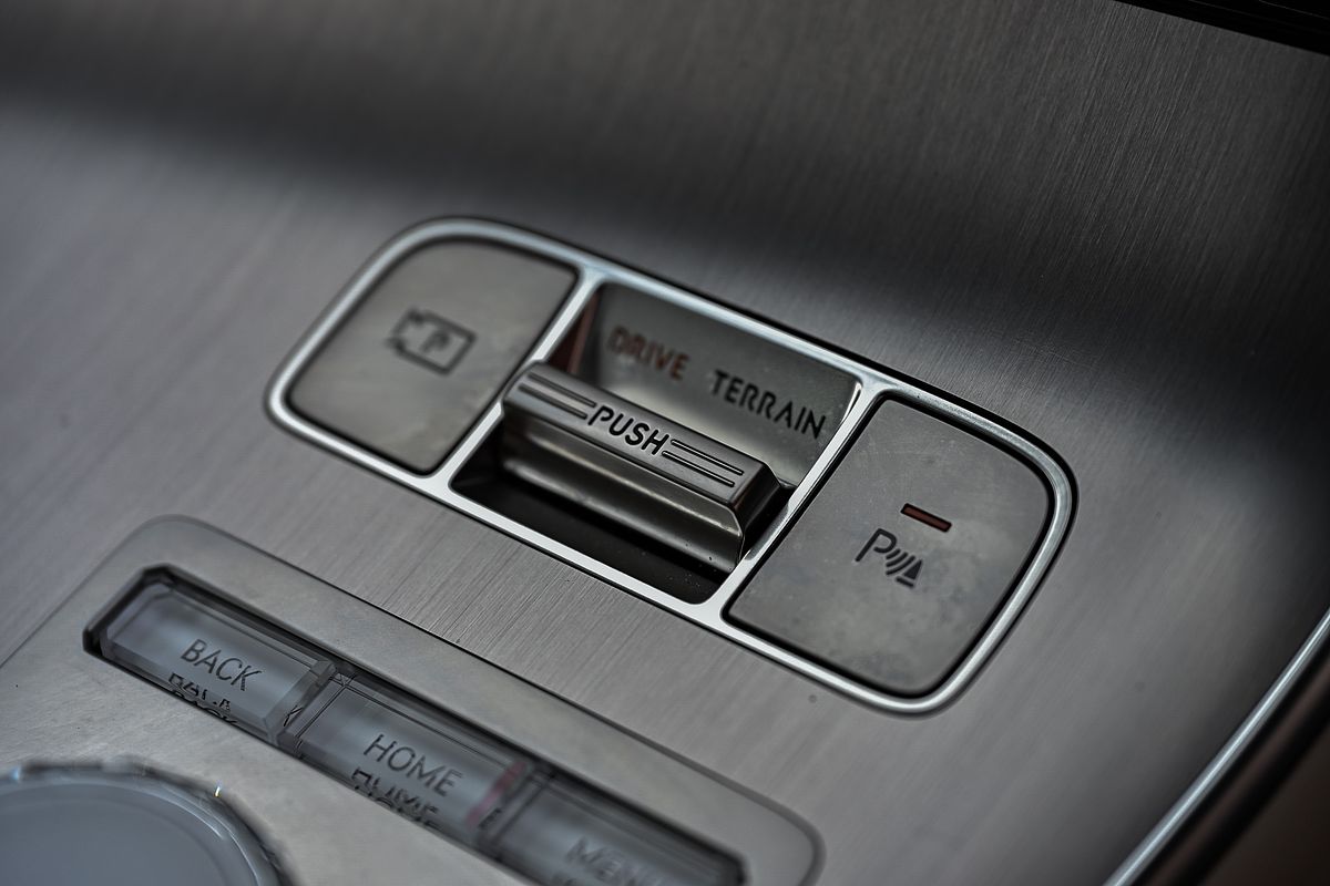 2025 Genesis GV70 3.5T SIGNATURE SPORT JK.V3