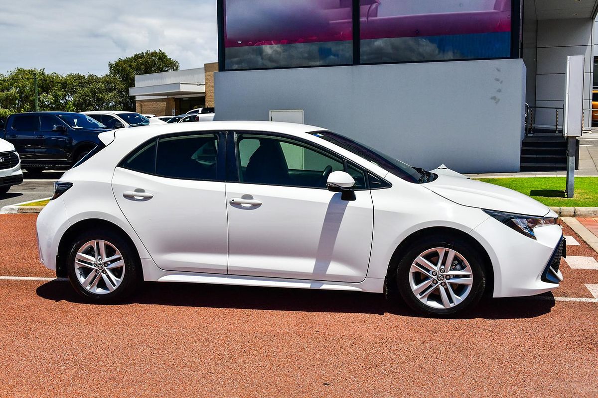 2022 Toyota Corolla Ascent Sport MZEA12R