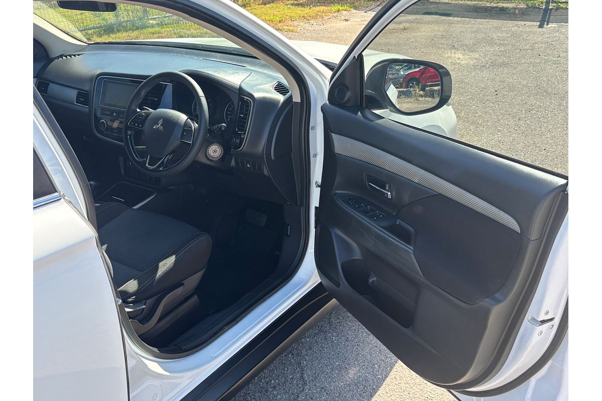 2016 Mitsubishi Outlander LS ZK