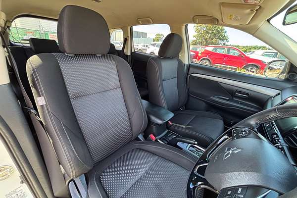 2016 Mitsubishi Outlander LS ZK