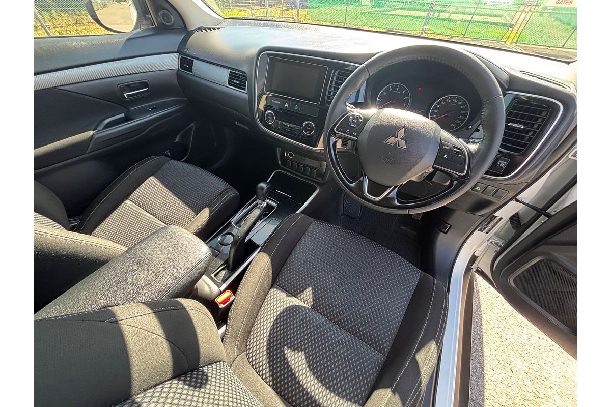 2016 Mitsubishi Outlander LS ZK