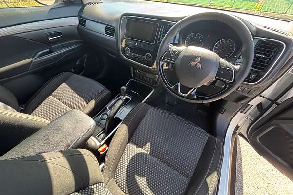 2016 Mitsubishi Outlander LS ZK