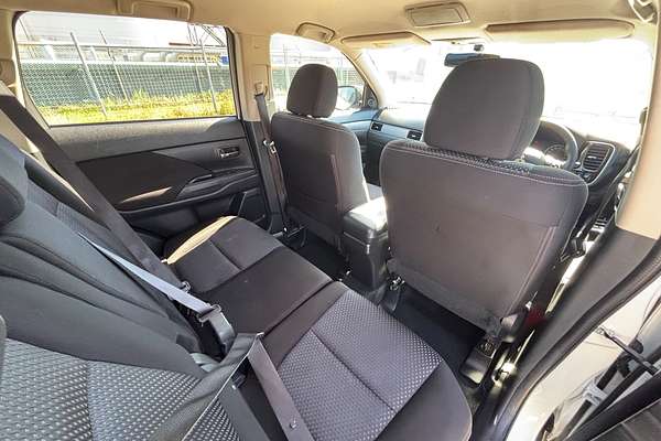 2016 Mitsubishi Outlander LS ZK