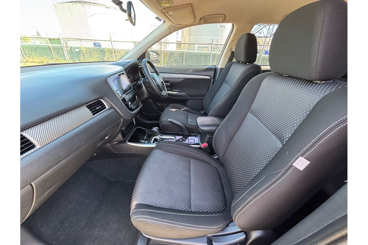 2016 Mitsubishi Outlander LS ZK