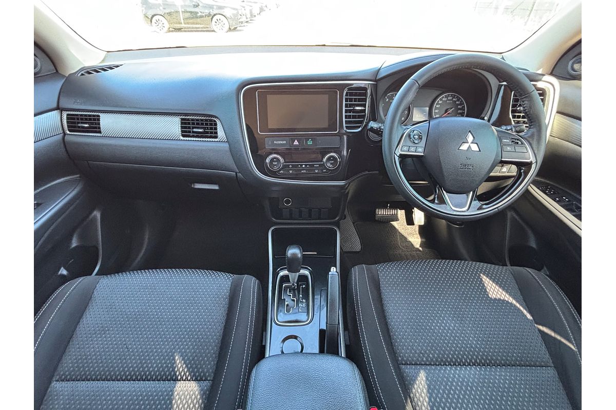 2016 Mitsubishi Outlander LS ZK