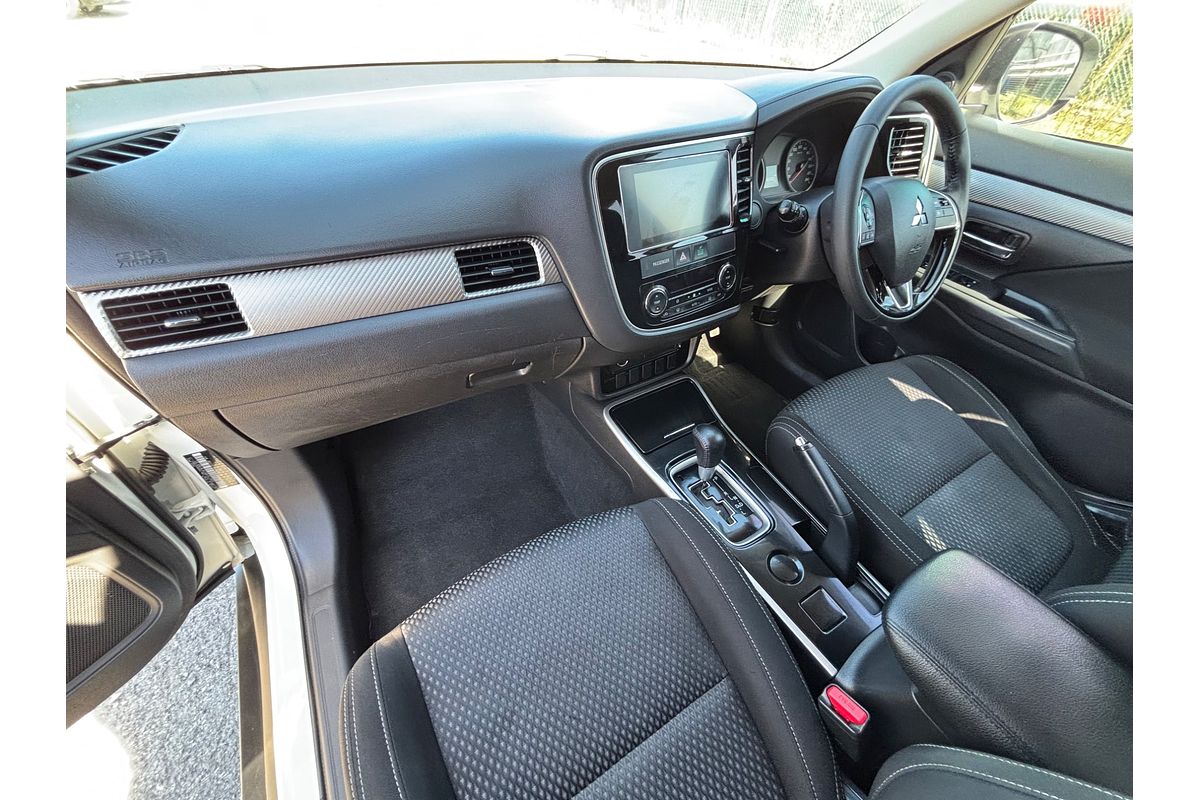 2016 Mitsubishi Outlander LS ZK