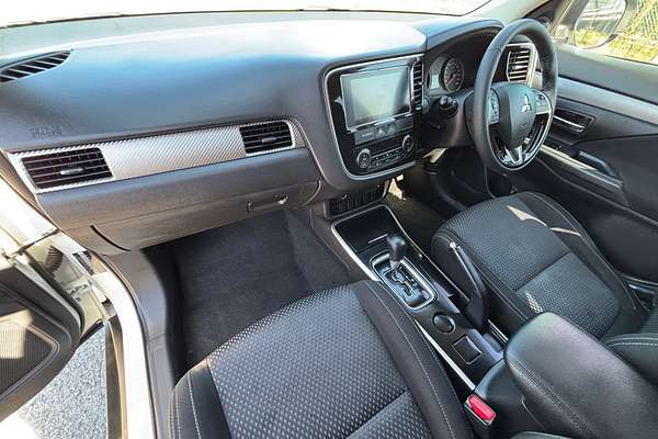 2016 Mitsubishi Outlander LS ZK