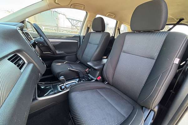 2016 Mitsubishi Outlander LS ZK