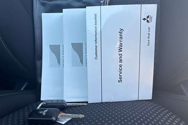 2016 Mitsubishi Outlander LS ZK