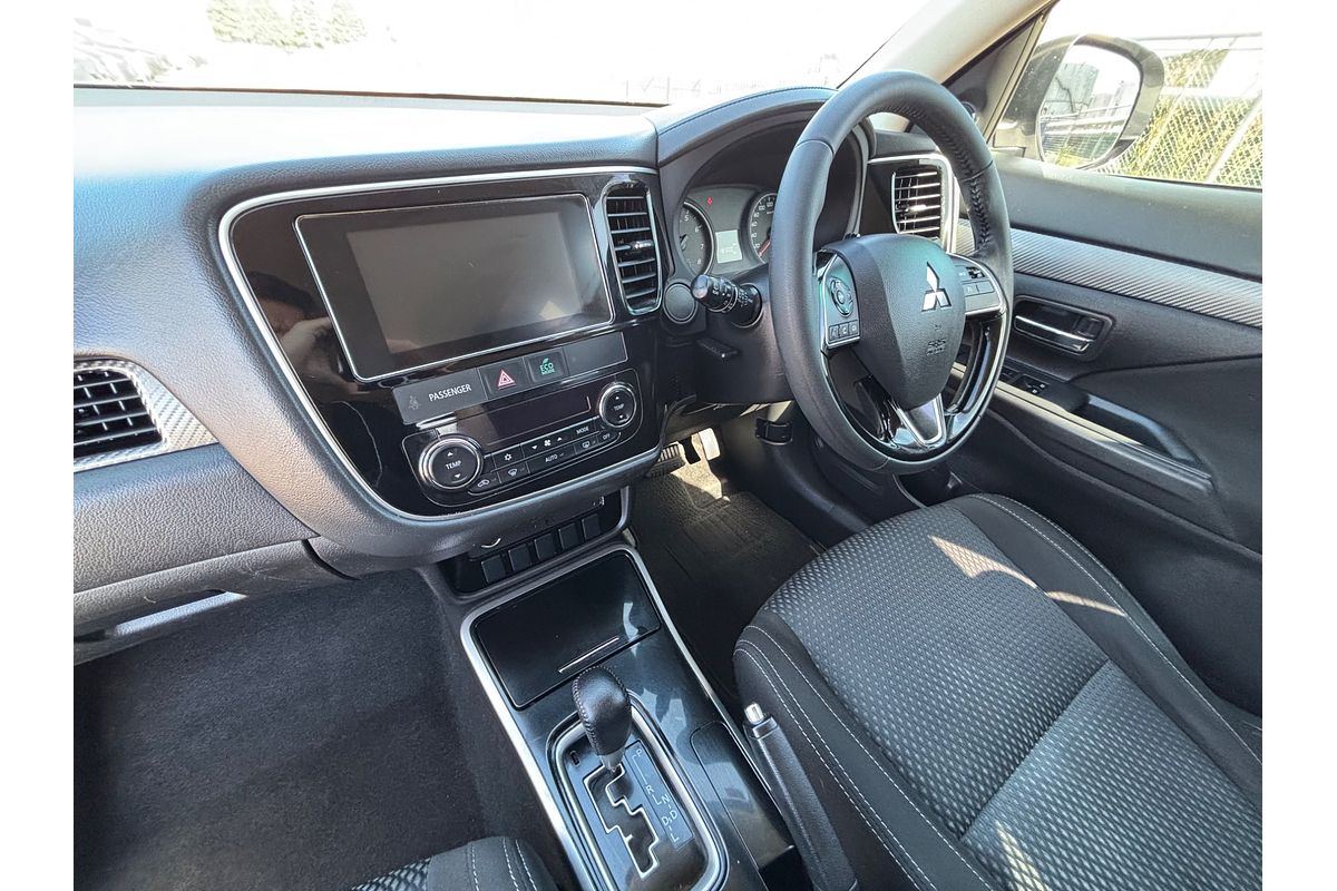 2016 Mitsubishi Outlander LS ZK