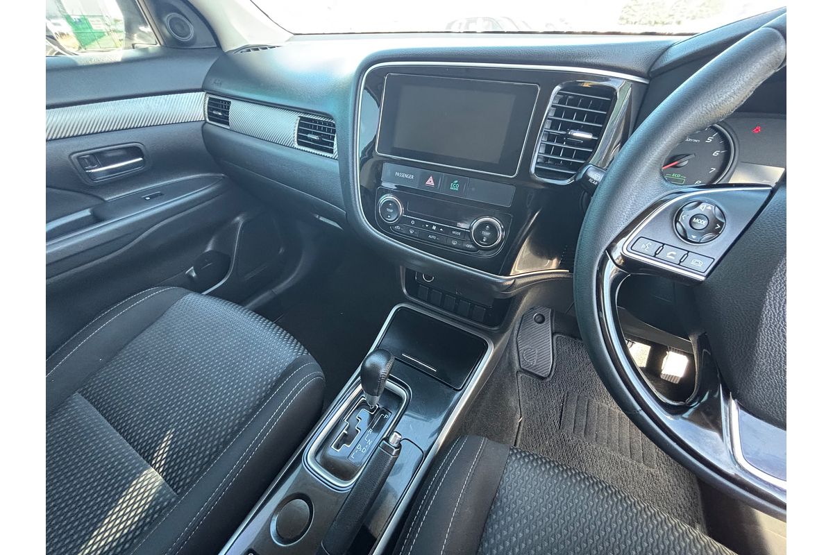 2016 Mitsubishi Outlander LS ZK