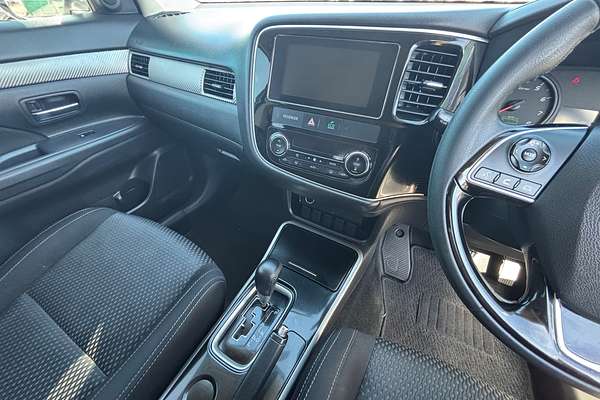 2016 Mitsubishi Outlander LS ZK