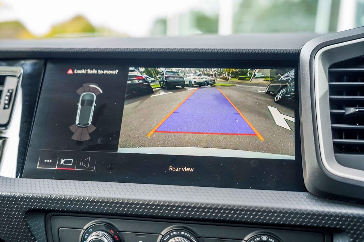 2025 Audi A1 35 TFSI S line edition GB