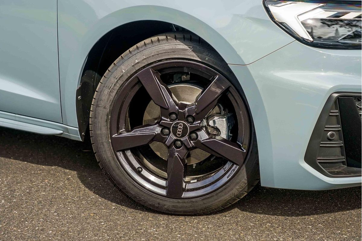 2025 Audi A1 35 TFSI S line edition GB