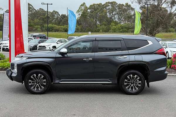 2022 Mitsubishi Pajero Sport Exceed QF
