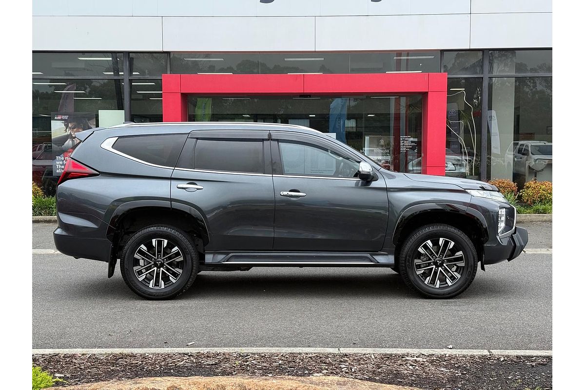 2022 Mitsubishi Pajero Sport Exceed QF
